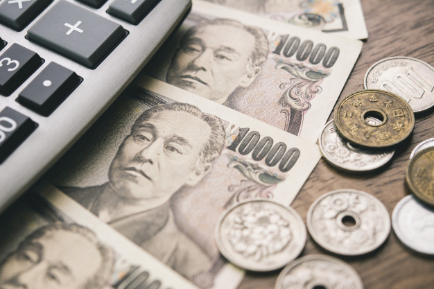 Japanese Money (Yen)